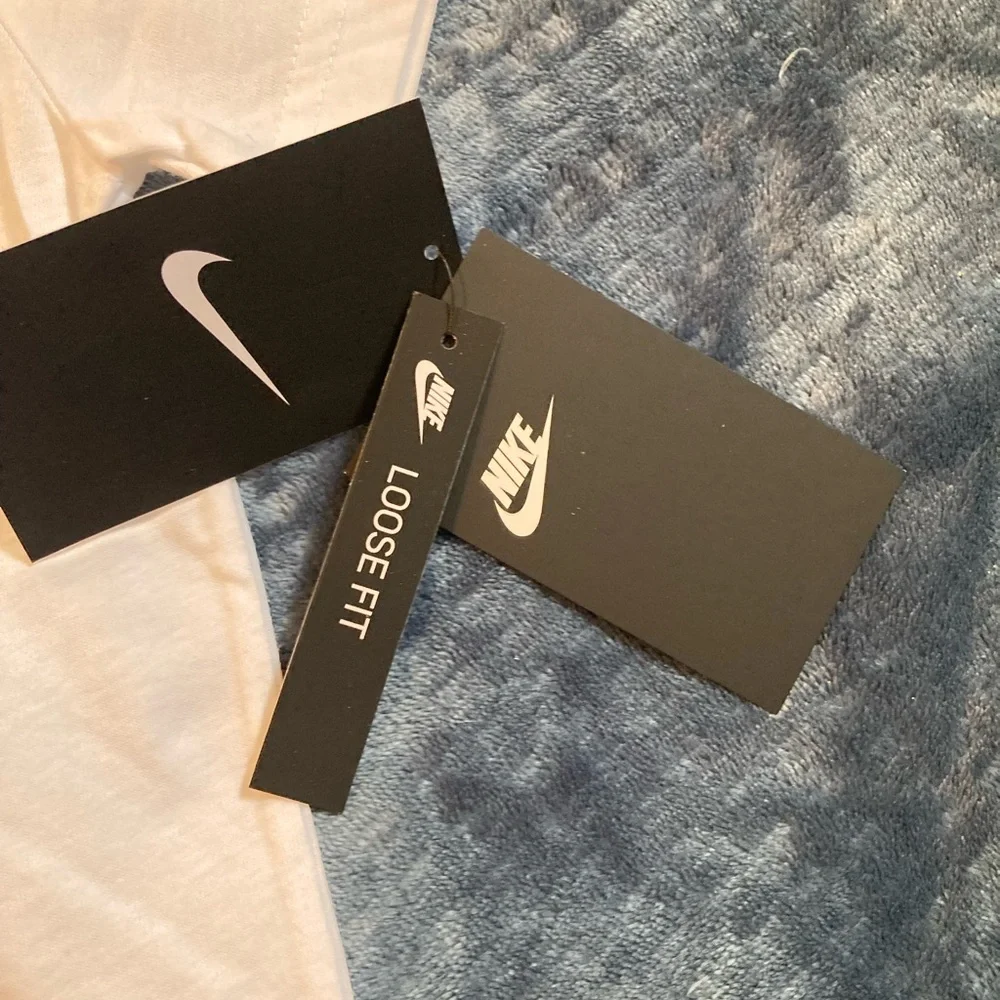Nike, girls medium, nwt, Tomorrow is another day, super soft, 100% cotton